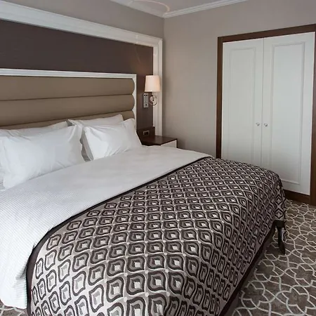 Hotel Alila Deluxe Thermal Hotel & Spa