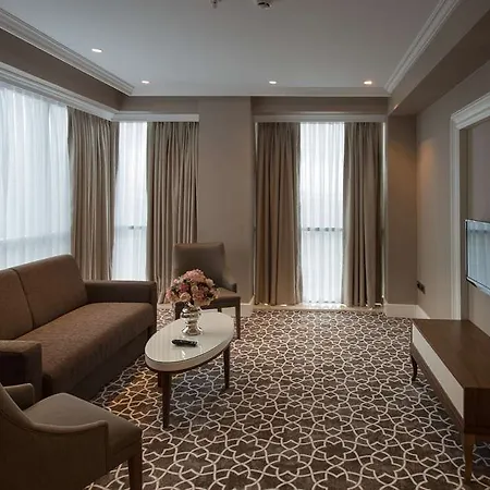 Alila Deluxe Thermal & 호텔