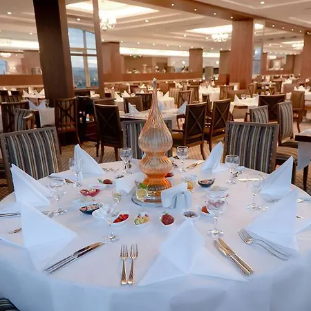 Alila Deluxe Thermal & 호텔