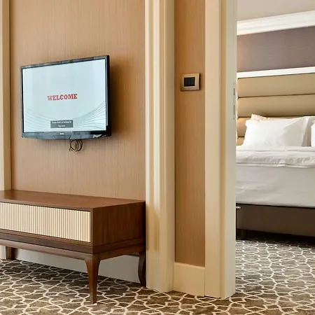 Alila Deluxe Thermal Hotel & Spa Hotel 5*
