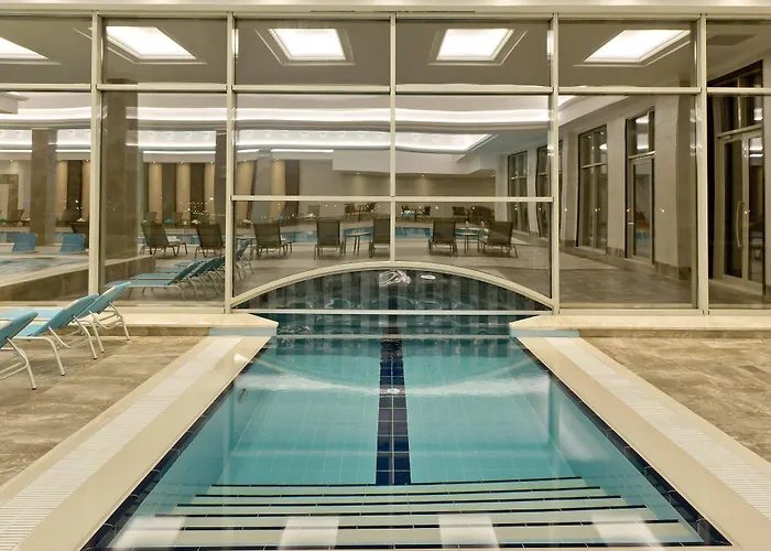 Alila Deluxe Thermal & מלון 5*